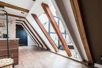 City Studios Amsterdam 3*,