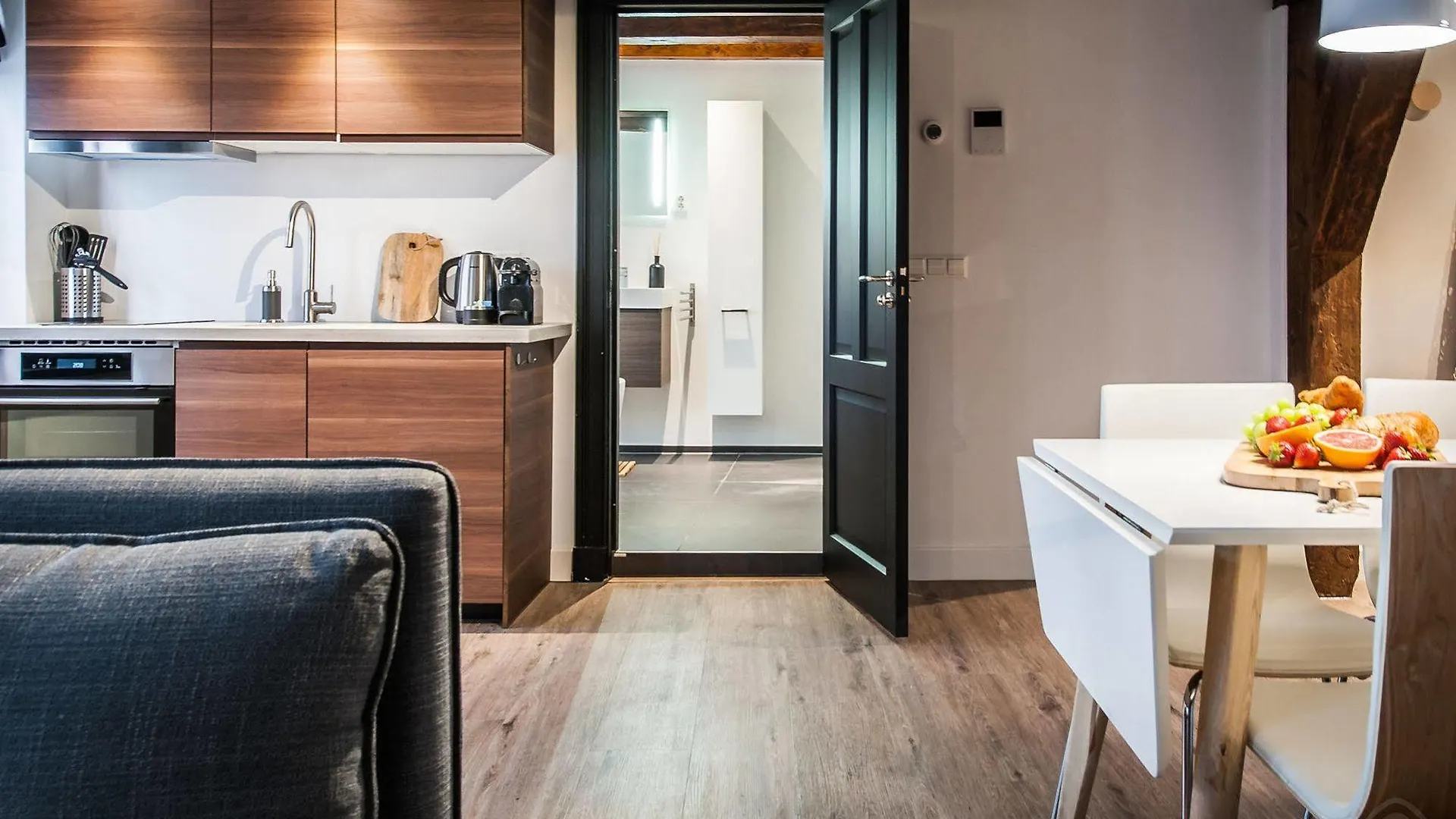City Studios Amsterdam 3*,